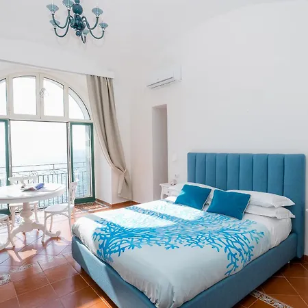 Dipintodiblu Apartment *