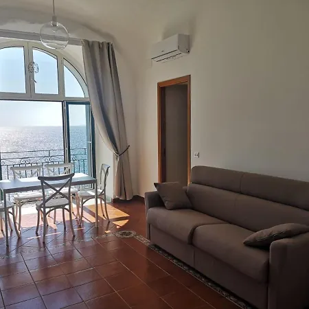 Dipintodiblu Apartment